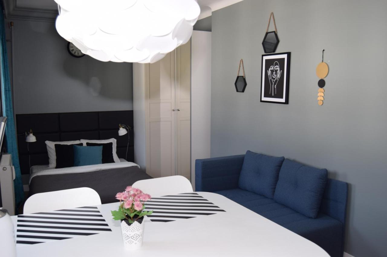 Be My Guest - Hoza Studio - Pkin Super Centrum Metro Wi-Fi Breakfast وارسو المظهر الخارجي الصورة
