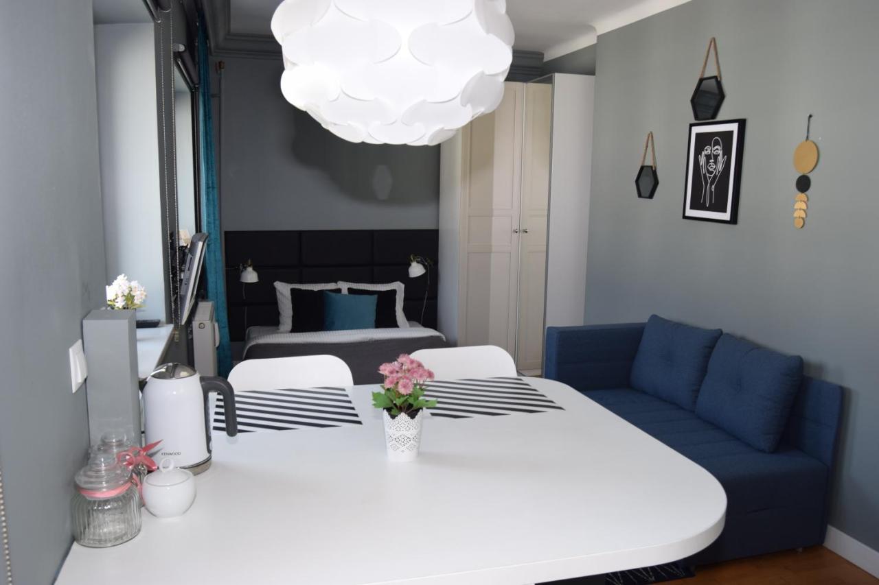 Be My Guest - Hoza Studio - Pkin Super Centrum Metro Wi-Fi Breakfast وارسو المظهر الخارجي الصورة
